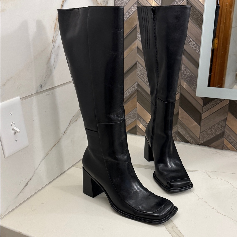 Connie Black Leather Boots